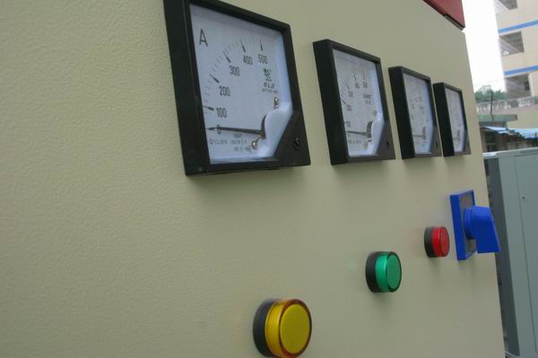 六合配电柜-3683讲讲配电柜注意事项